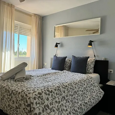 Penthouse Apartment, Riviera Del Sol Apartment *